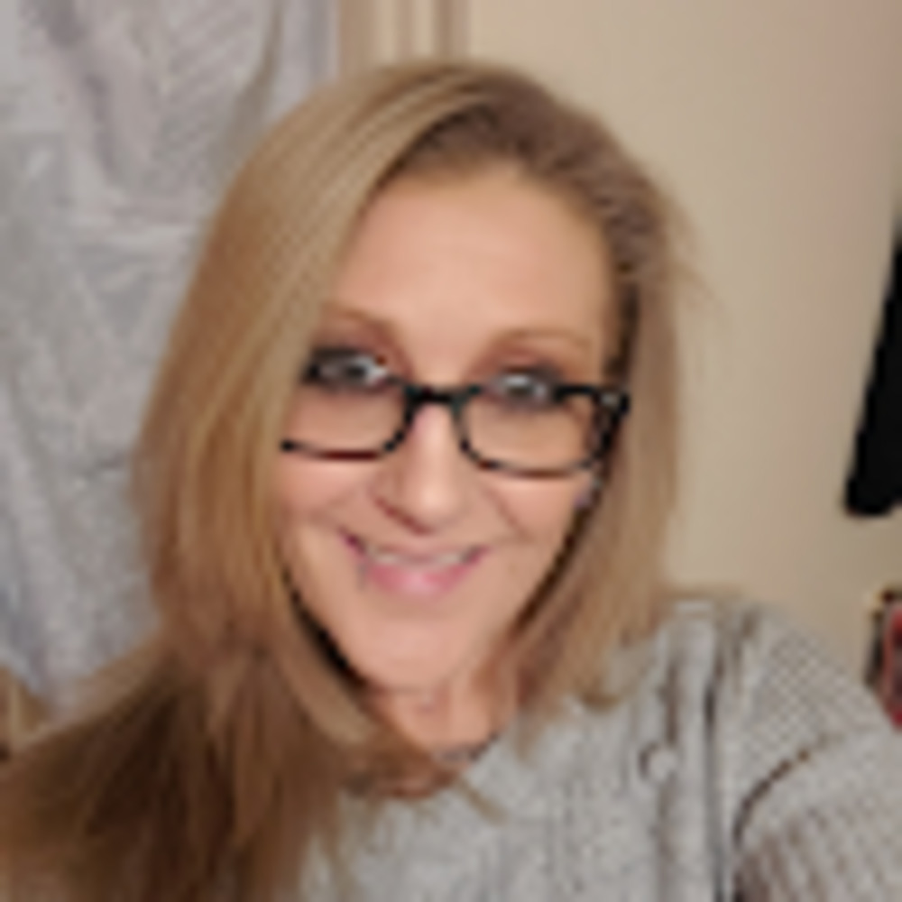 Meet your Posher, Shana
